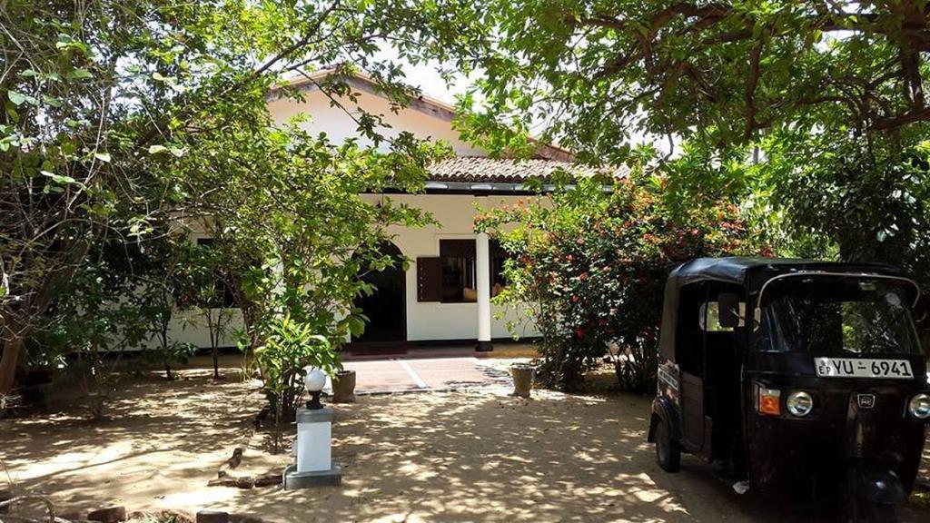 The Danish Villa Resort Arugam Bay Exteriör bild
