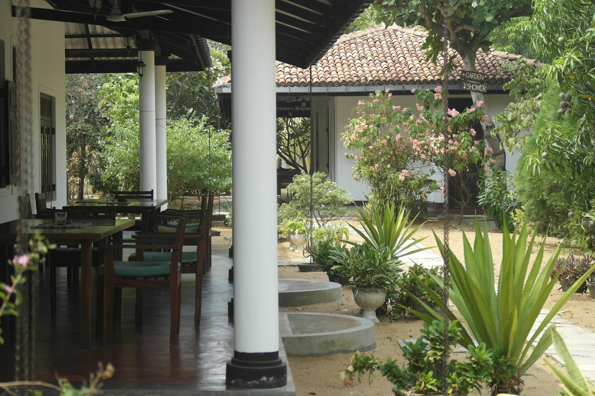 The Danish Villa Resort Arugam Bay Exteriör bild