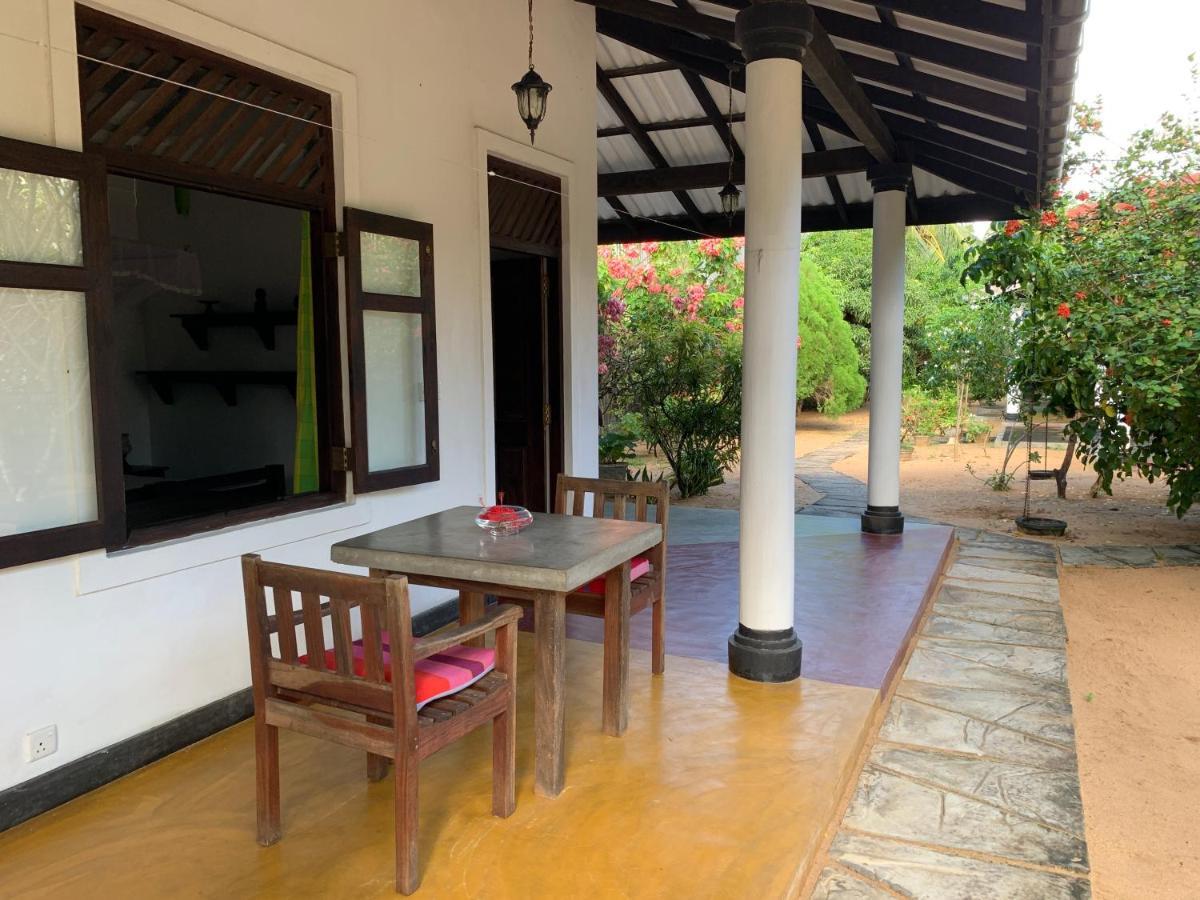 The Danish Villa Resort Arugam Bay Exteriör bild