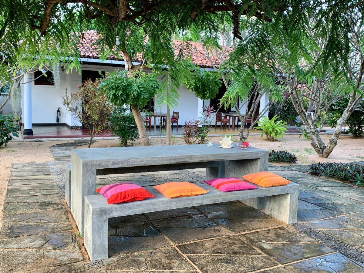 The Danish Villa Resort Arugam Bay Exteriör bild